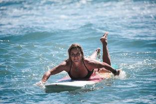 夏威夷冲浪女孩