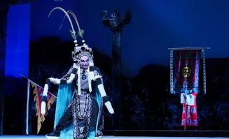 暴君苏醒,我身穿绝世隐龙袍入世,一代霸主的重生传奇